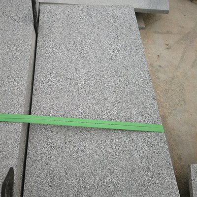 芝麻黑火燒面板材 花崗巖的天然美學(xué)與實(shí)用價(jià)值