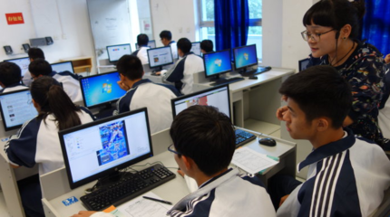 初中畢業男孩子學什么專業好？聚焦計算機軟件開發與維修